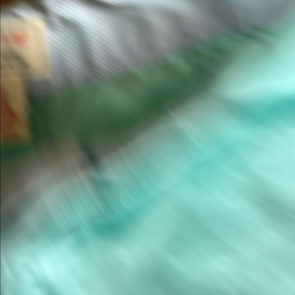 GAP khakis Women's Aqua Shorts size 0 - Picture 4 of 4